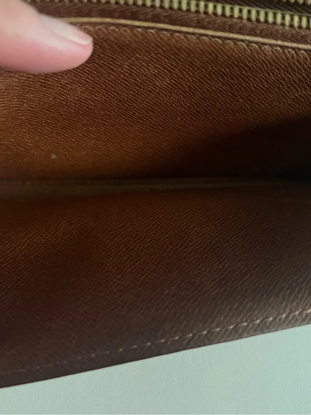 Louis Vuitton Monogram Sarah Wallet